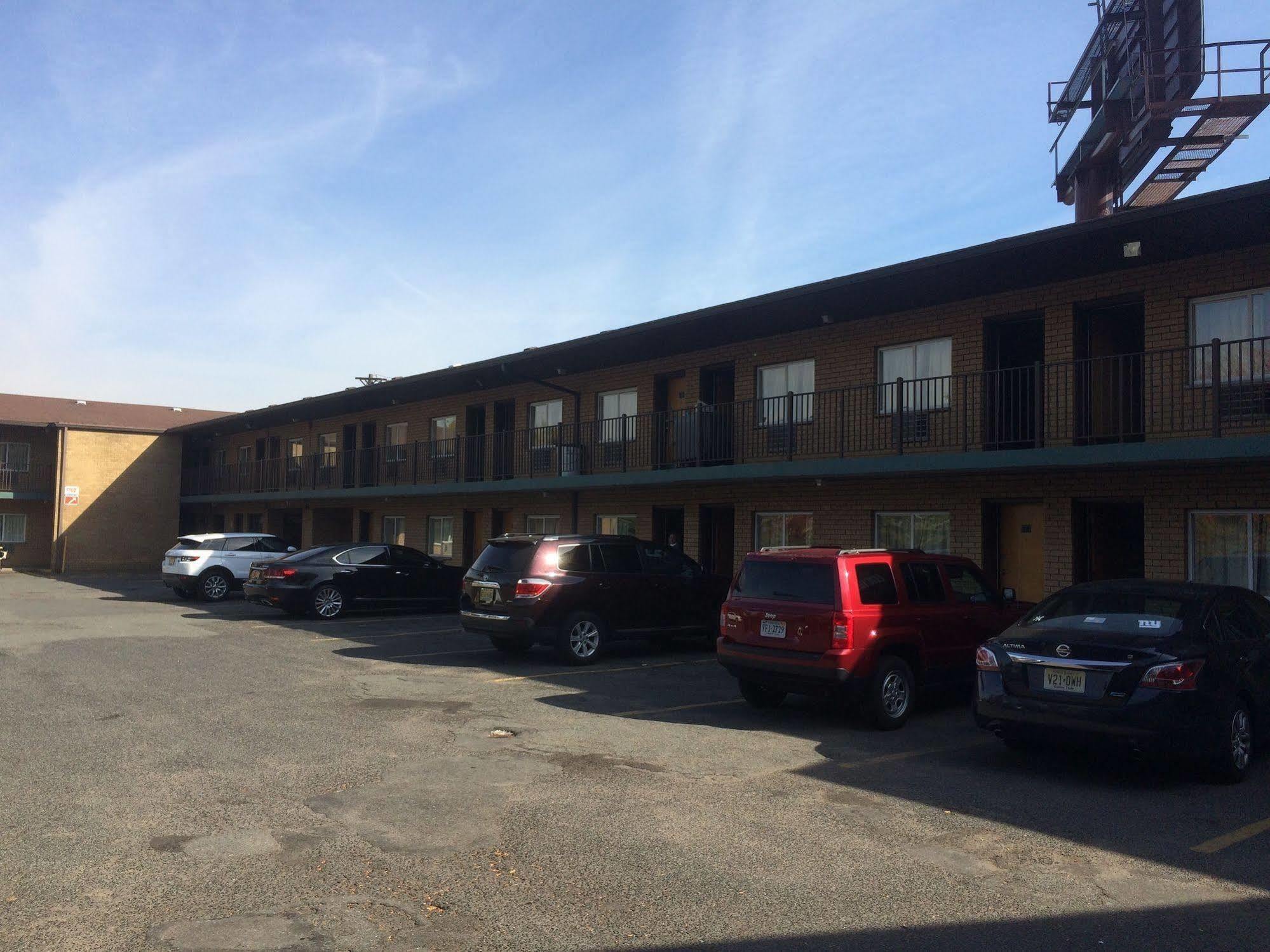 Hudson Plaza Motel Bayonne Jersey City Eksteriør bilde